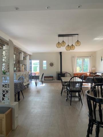 La Gentilhommiere Bed & Breakfast Treffiagat Bagian luar foto