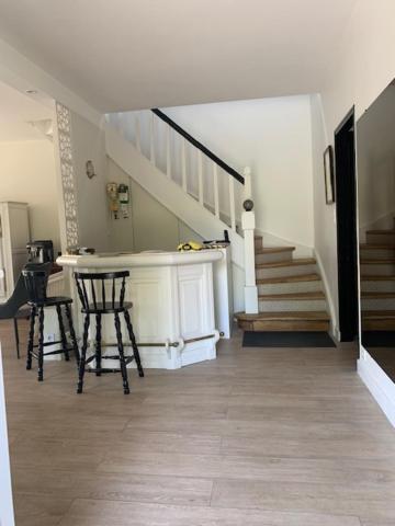 La Gentilhommiere Bed & Breakfast Treffiagat Bagian luar foto