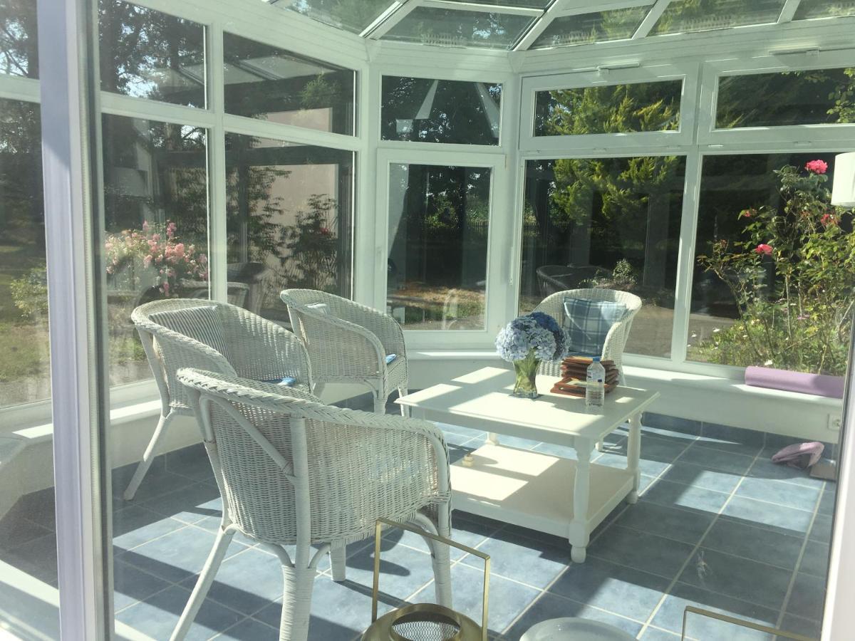 La Gentilhommiere Bed & Breakfast Treffiagat Bagian luar foto