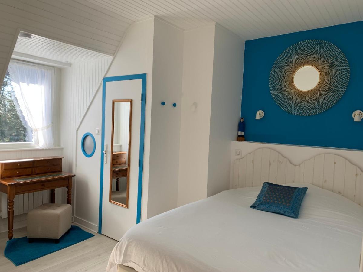 La Gentilhommiere Bed & Breakfast Treffiagat Bagian luar foto