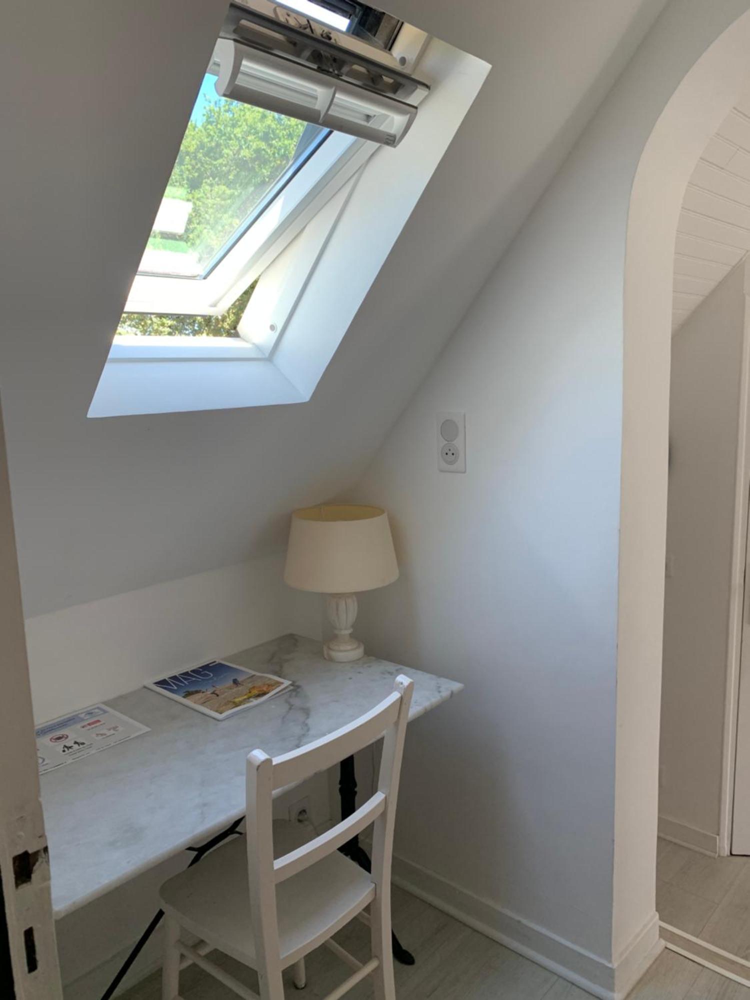 La Gentilhommiere Bed & Breakfast Treffiagat Ruang foto