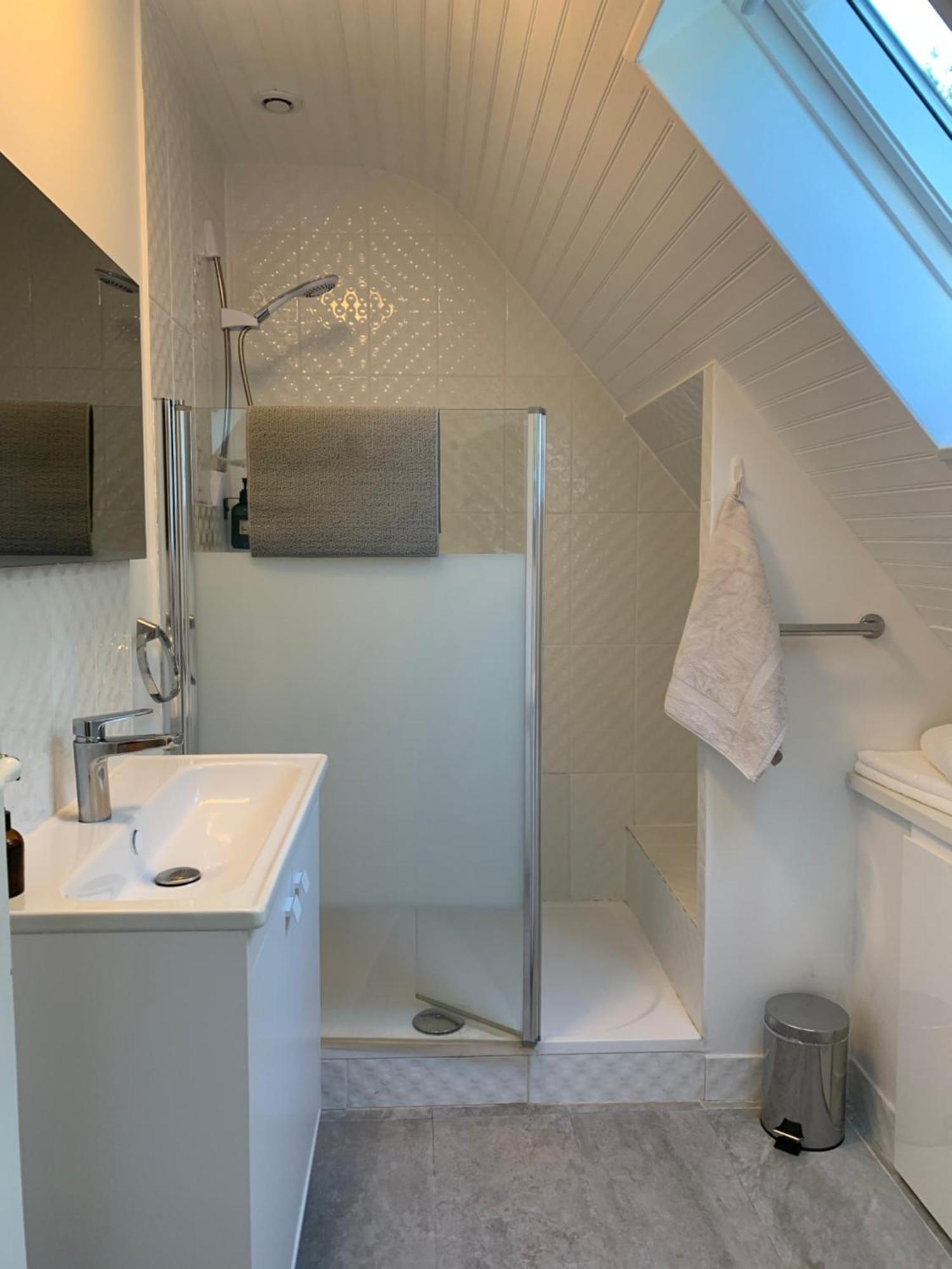La Gentilhommiere Bed & Breakfast Treffiagat Ruang foto